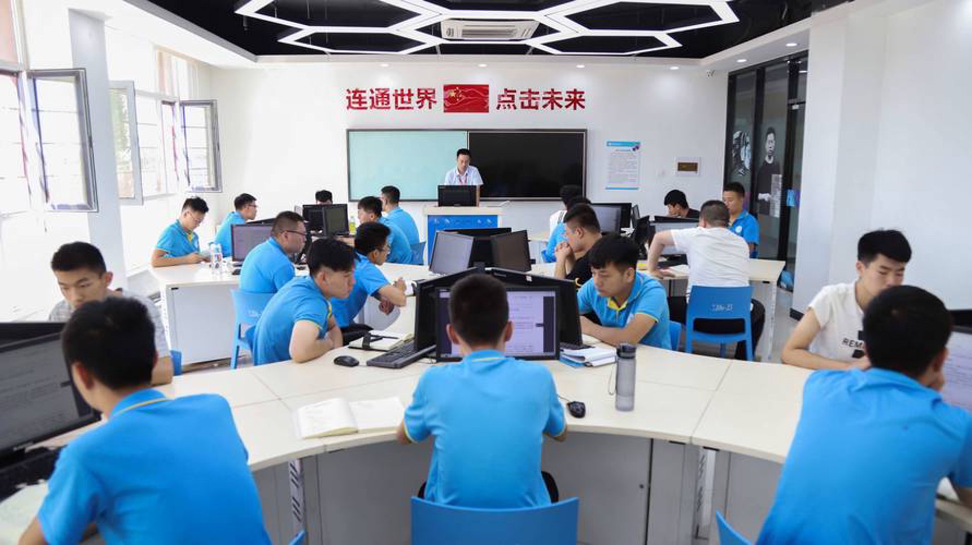 网站定制开发那些你需要了解的使用技巧